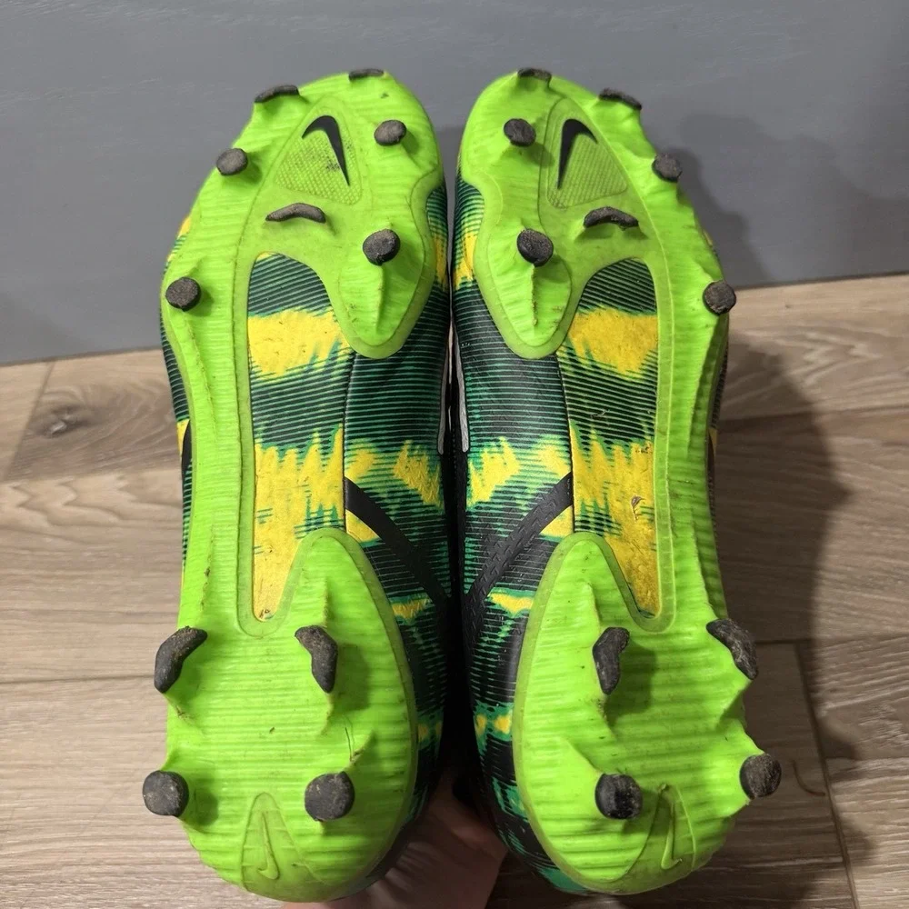 Nike Mens Phantom GT2 Pro FG Shockwave Soccer Cleat Size 11 DM0734-003 Flyknit